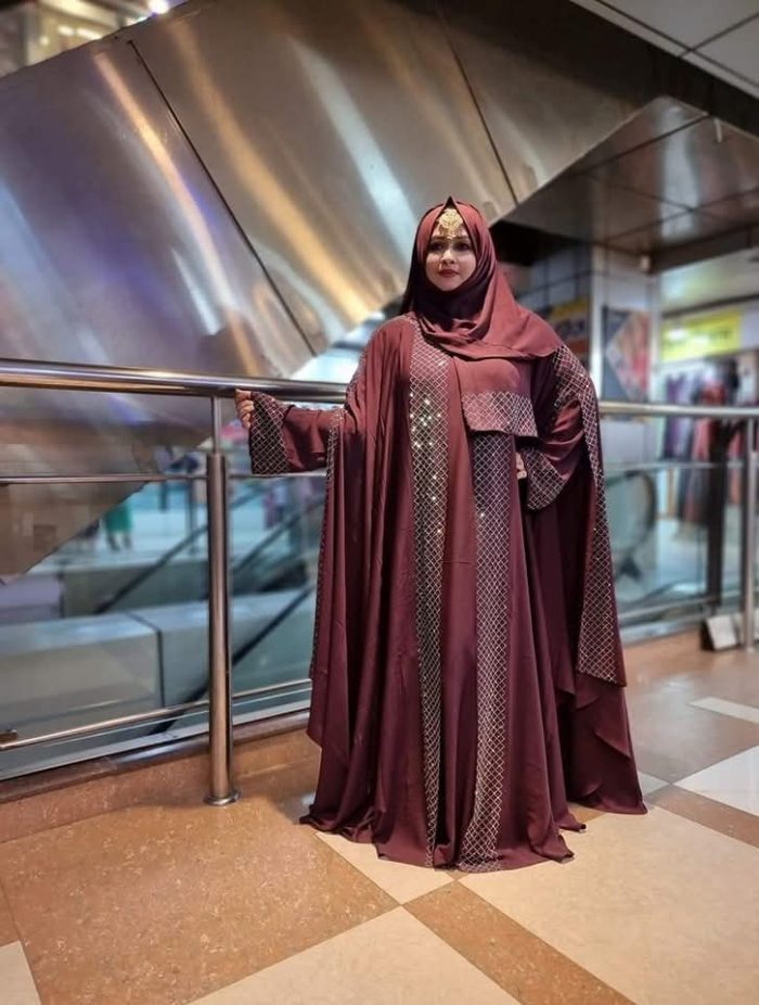 Abhaya Set with Hijab - Image 1