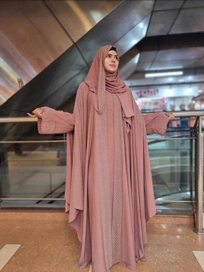 Abhaya Set with Hijab - Image 1